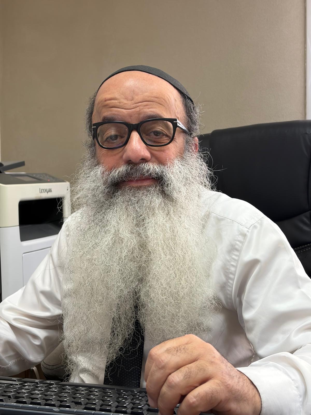 עו"ד עוזי אליעזר — מייסד ושותף מנהל, משרד עורכי דין פתח תקווה